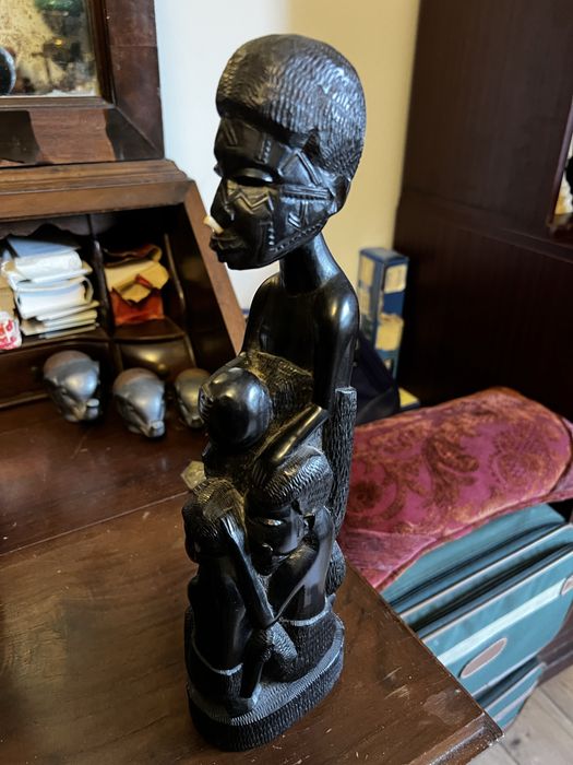 Estatua de pau preto Mocambique 1974