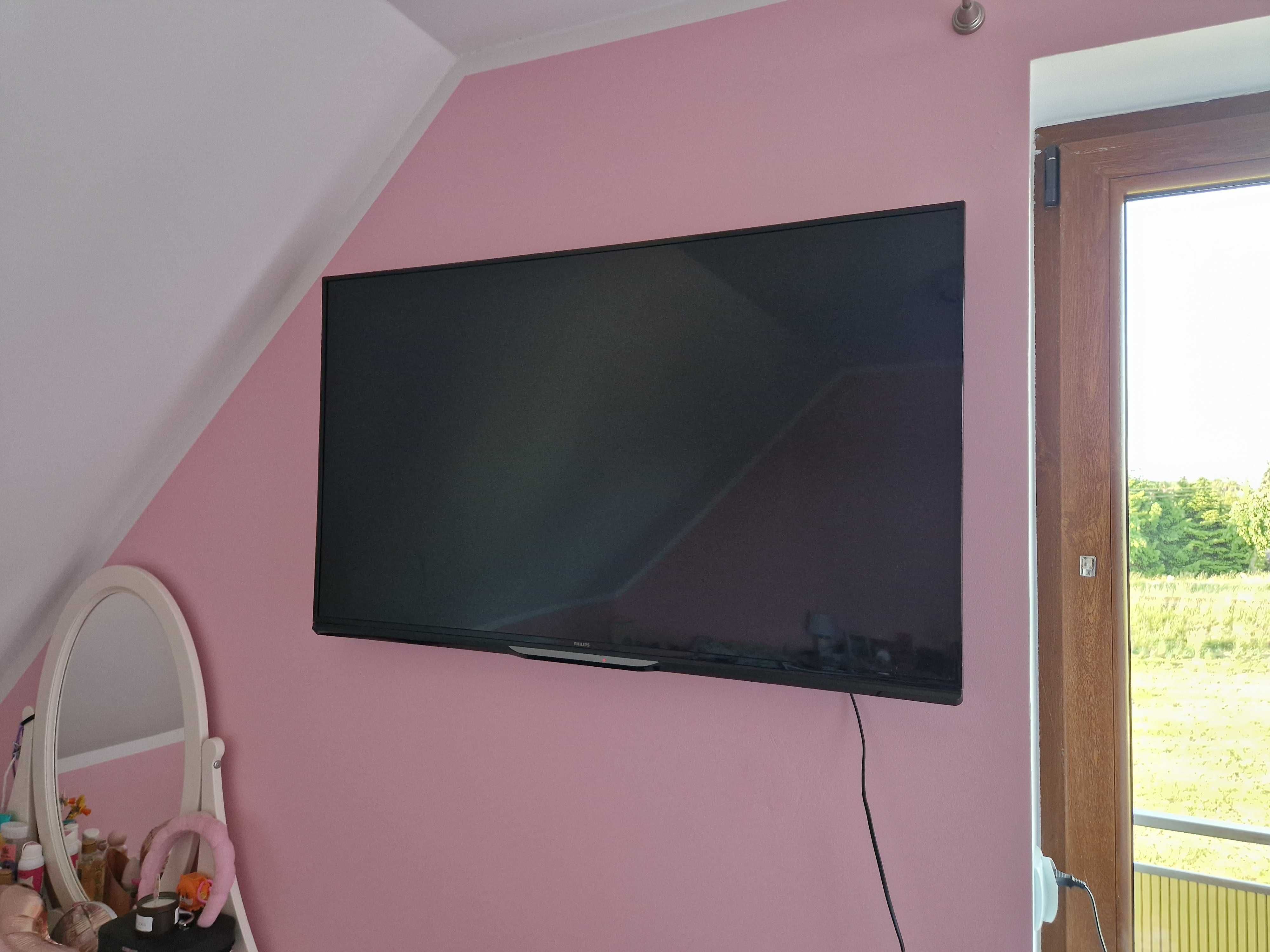 Telewizor Philips 46", 3D, + 4 pary okularów 3D