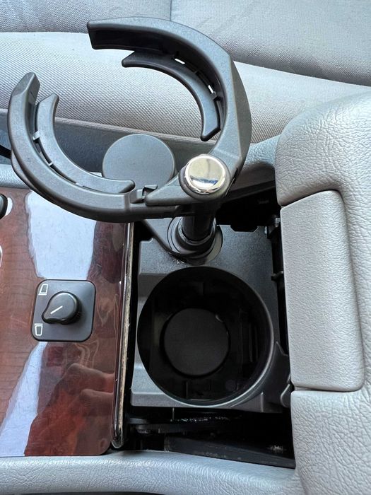 Підстаканник Mercedes W210