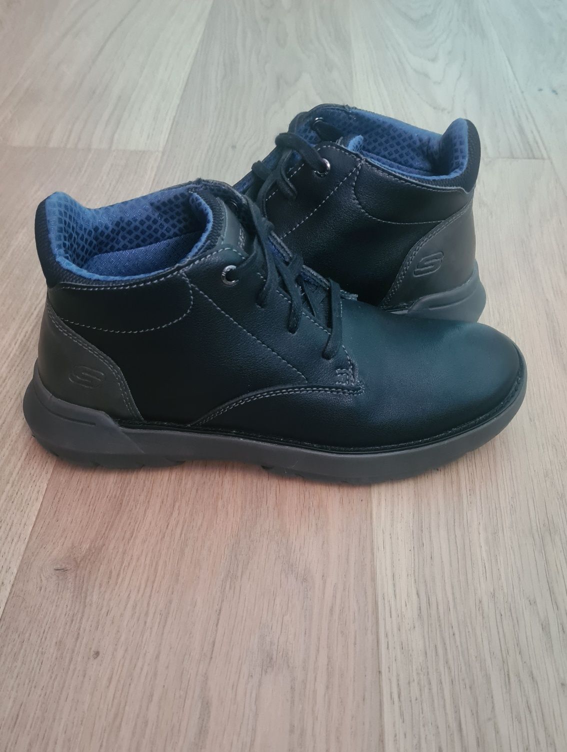 Skechers шкіряні черевики ботинки