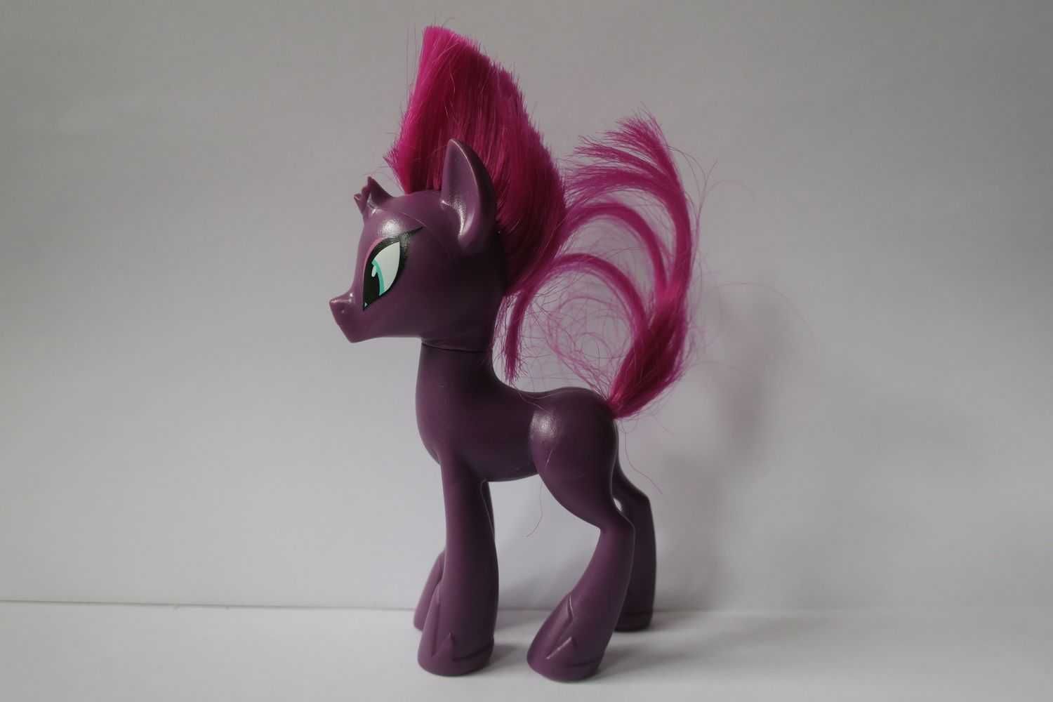 Figurka kucyk Pony Tempest Shadow Hasbro fioletowy