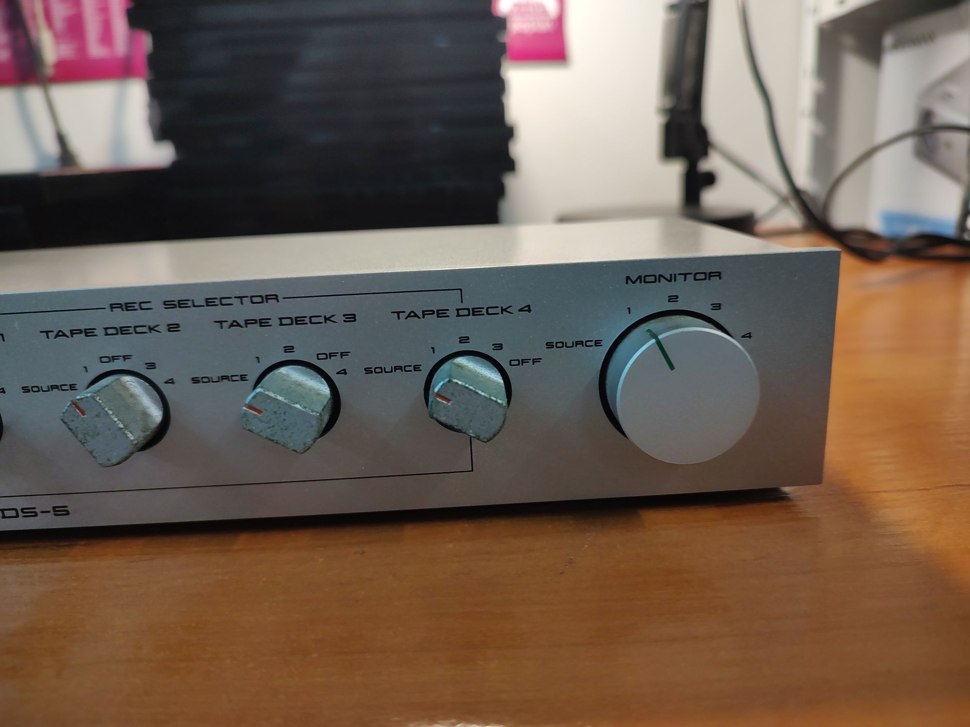 Akai DS-5 selektor źródła sygnału audio