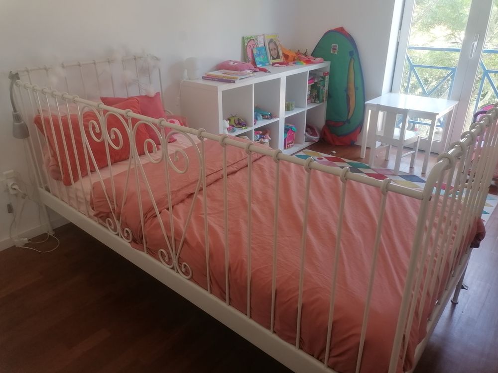 Cama , colchao e estrado ikea 90x200