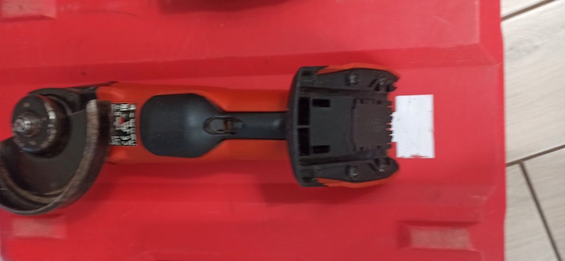 Акумуляторна болгарка hilti AG 125-A22