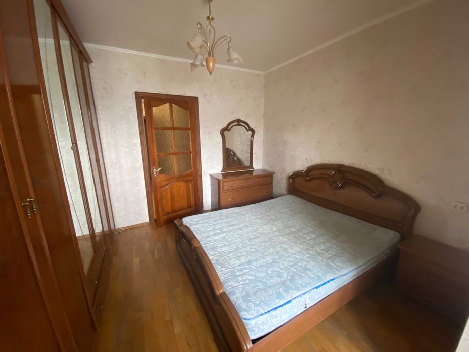 Продаж 2-к. Драгоманова, 31в. Метро Позняки 5 хв. Осокорки, Харківська