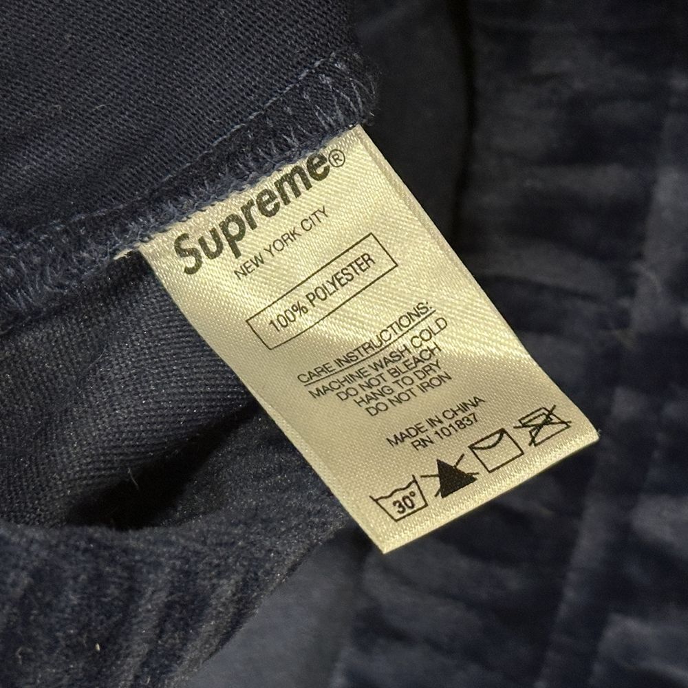 Оригінальні шорти Supreme Croc Velour розмір Large