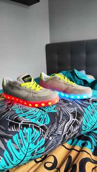 Buty LED świecące  roz.40 dł.wkładki 25,5cm