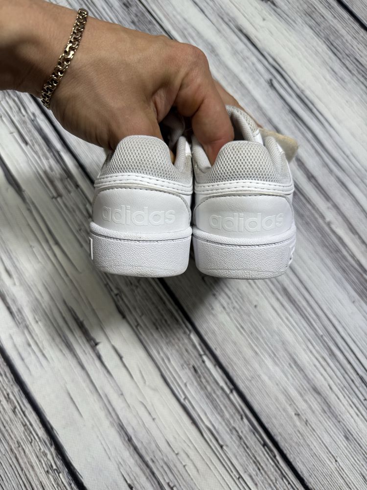 Adidas детские кроссовки оригинал 25 размер белые на липучке