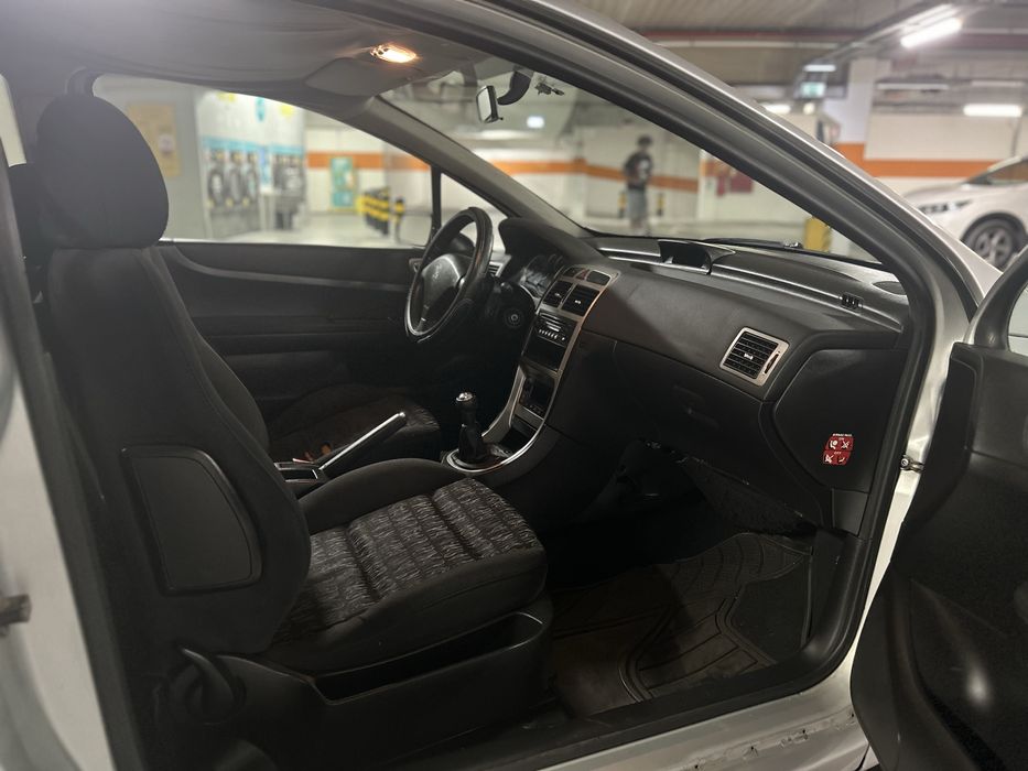 Peugeot 307 comercial 1.6hdi (110cv) - 05