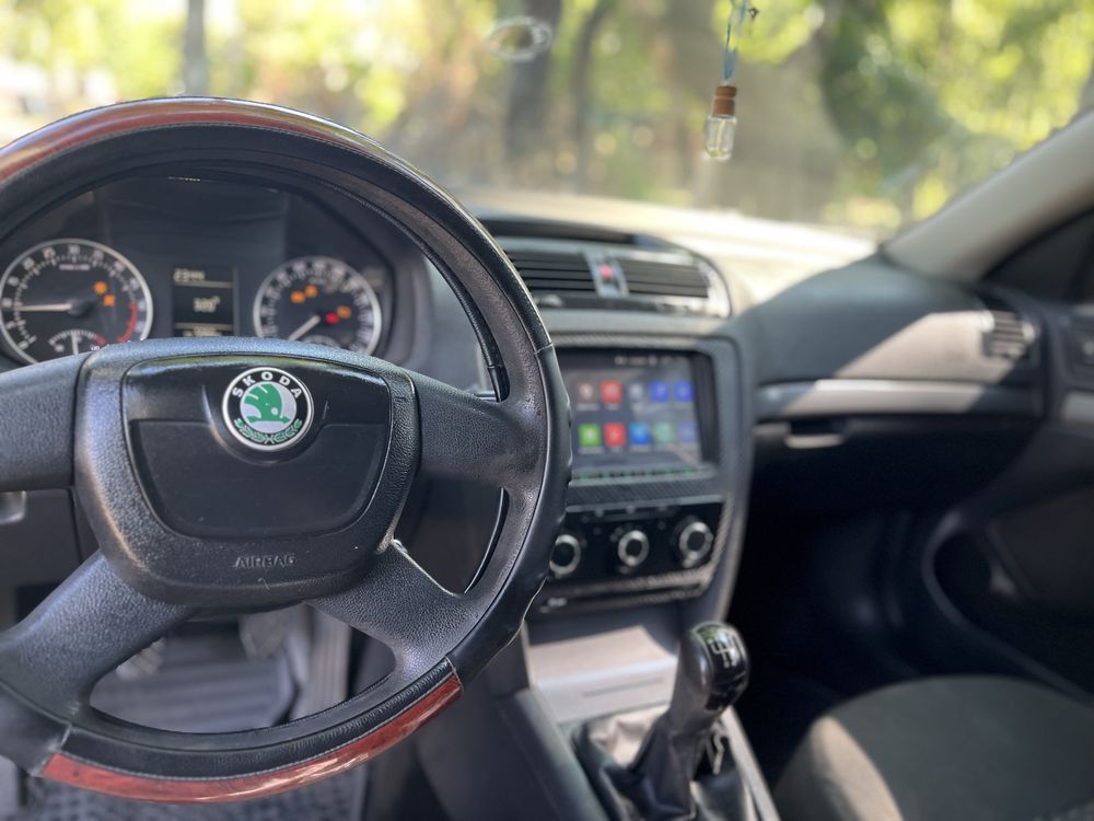 Skoda Octavia 2010г 1.9TDi