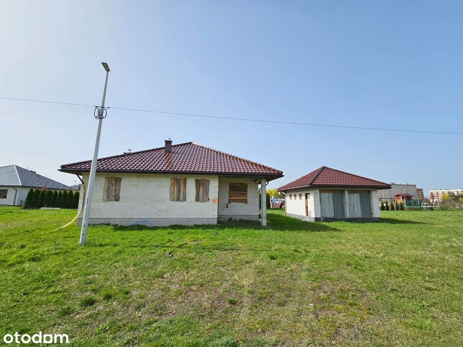Dom surowy otwarty, garaż wolnostojący Lubaczów