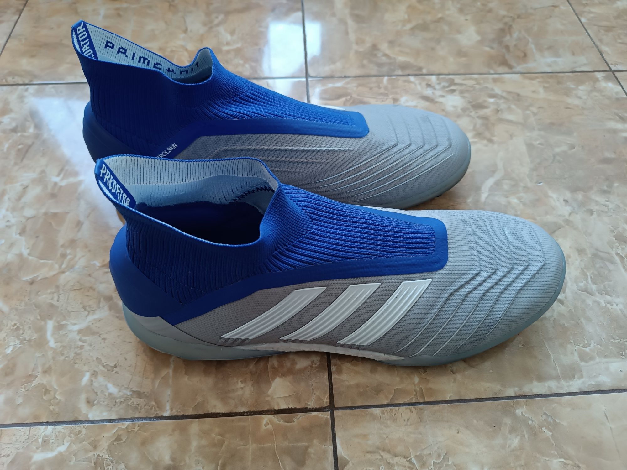 Сороконожки Adidas Predator