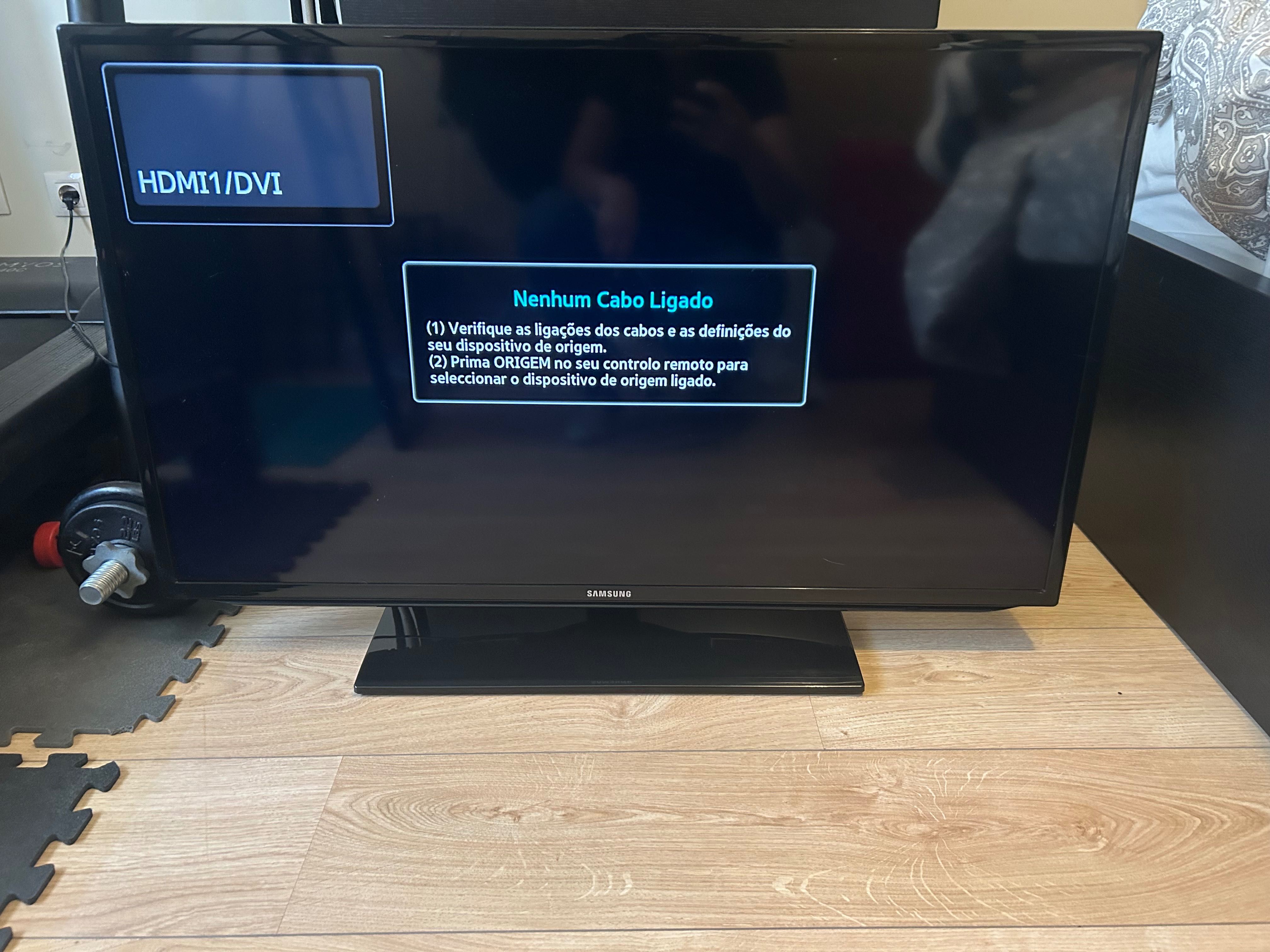 TV Samsung LCD 40’’