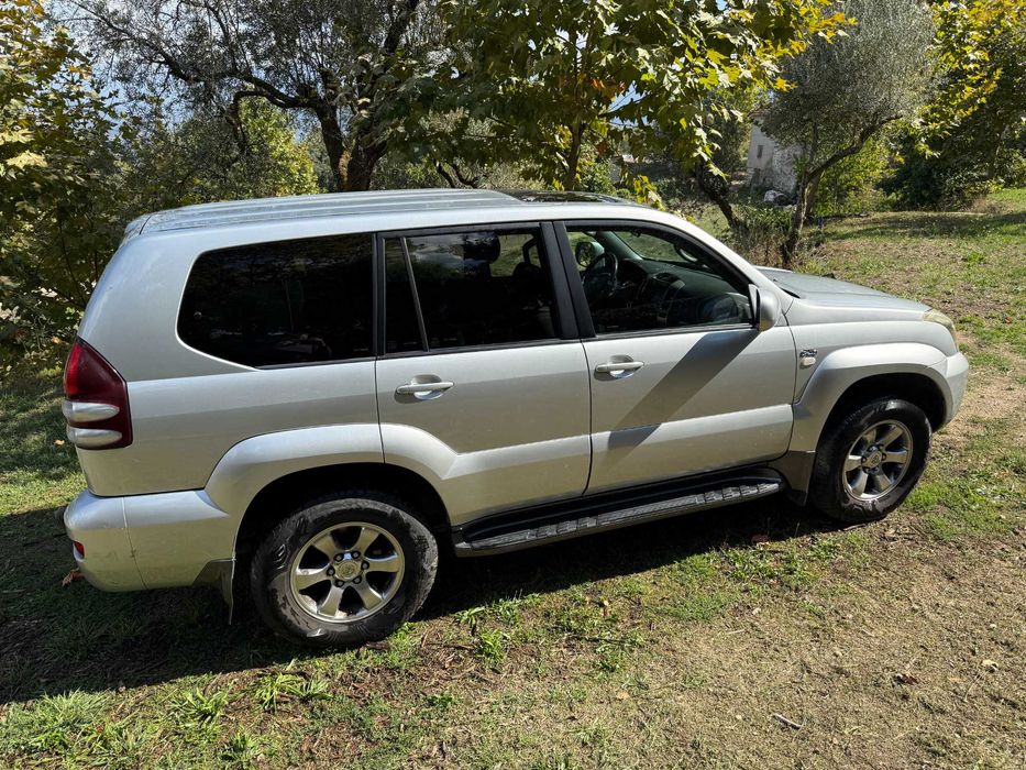 Toyota Land Cruiser KDJ-120, 8 Lugares, Automatica, Ano 2008