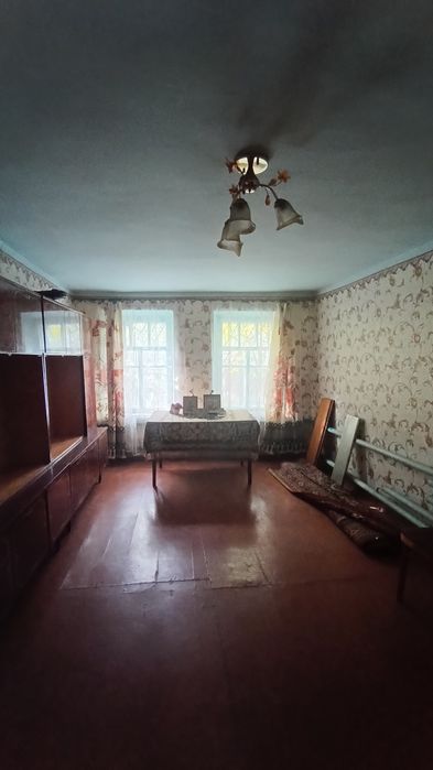 Будинок на вул Пилипа Орлика (район Пісочної)