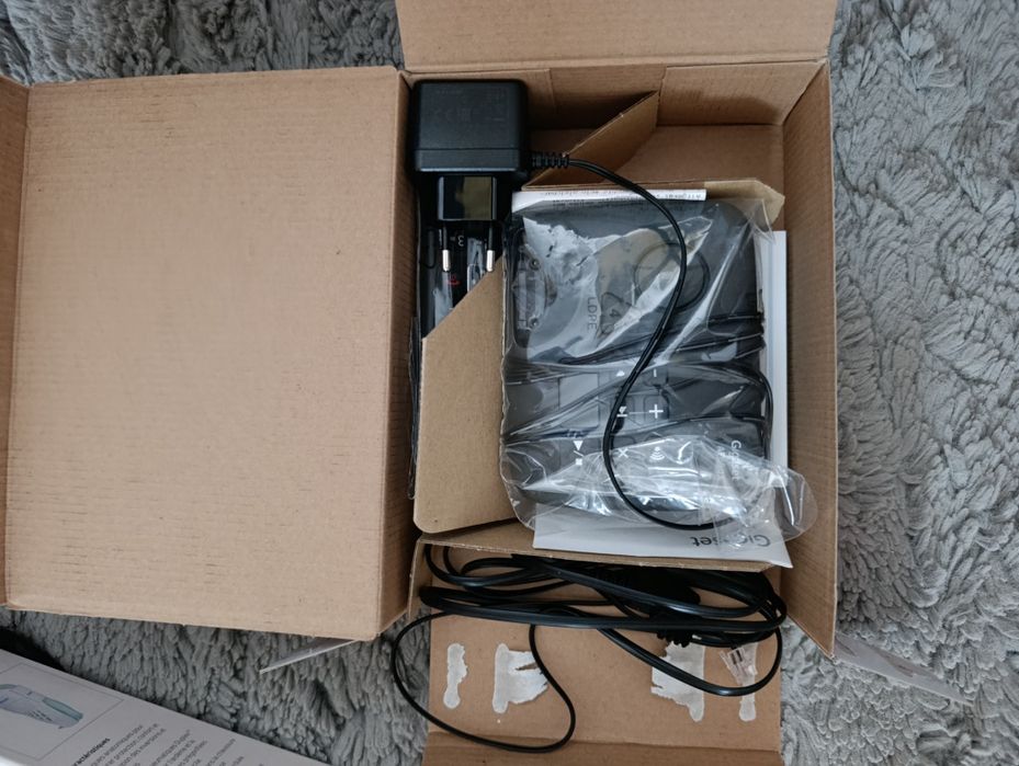 Telefon bezprzewodowy stacjonarny Gigaset AE690A