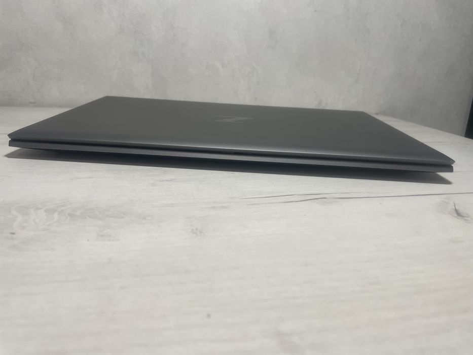 МЕТАЛЕВИЙ HP ZBook Firefly 14 G8 i5-1135g7 16GB/256GB SSD FullHD IPS