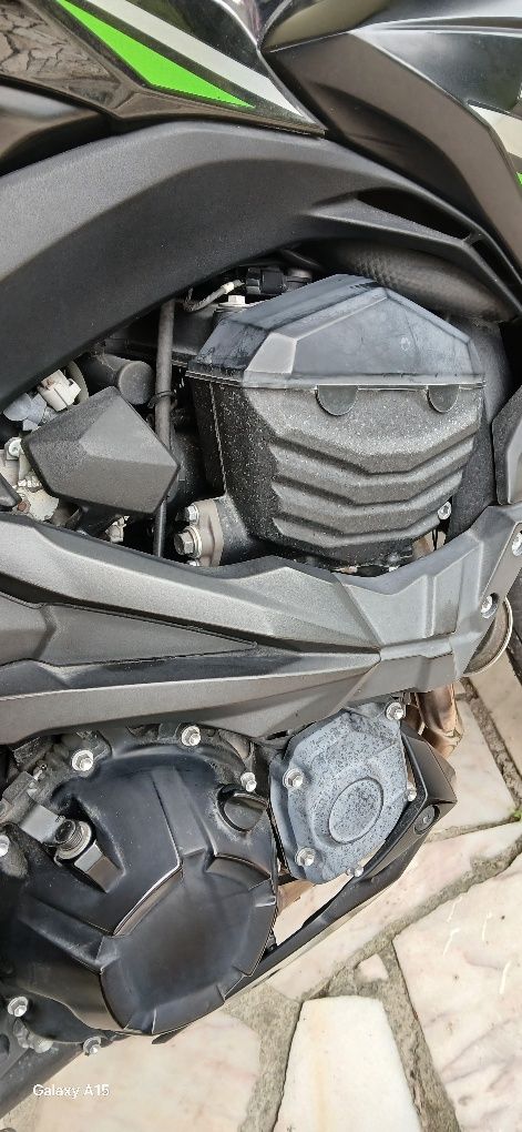 Vendo Kawasaki Z800