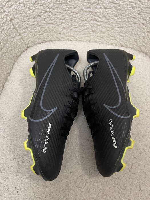 Бутси футзалки сороконожки кросівки Nike Mercurial 41.5р