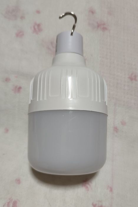 Продам led лампу на аккумуляторе