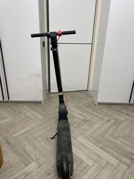 Електросамокат HX X8F10G 10" 350W 10.4Ah (36V) 25км/год Чорний