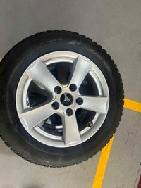 Jantes  15 polegadas  Nissan Toyota  com pneus