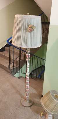 Lampa stojąca PRL z elementami ceramiki i abażurem