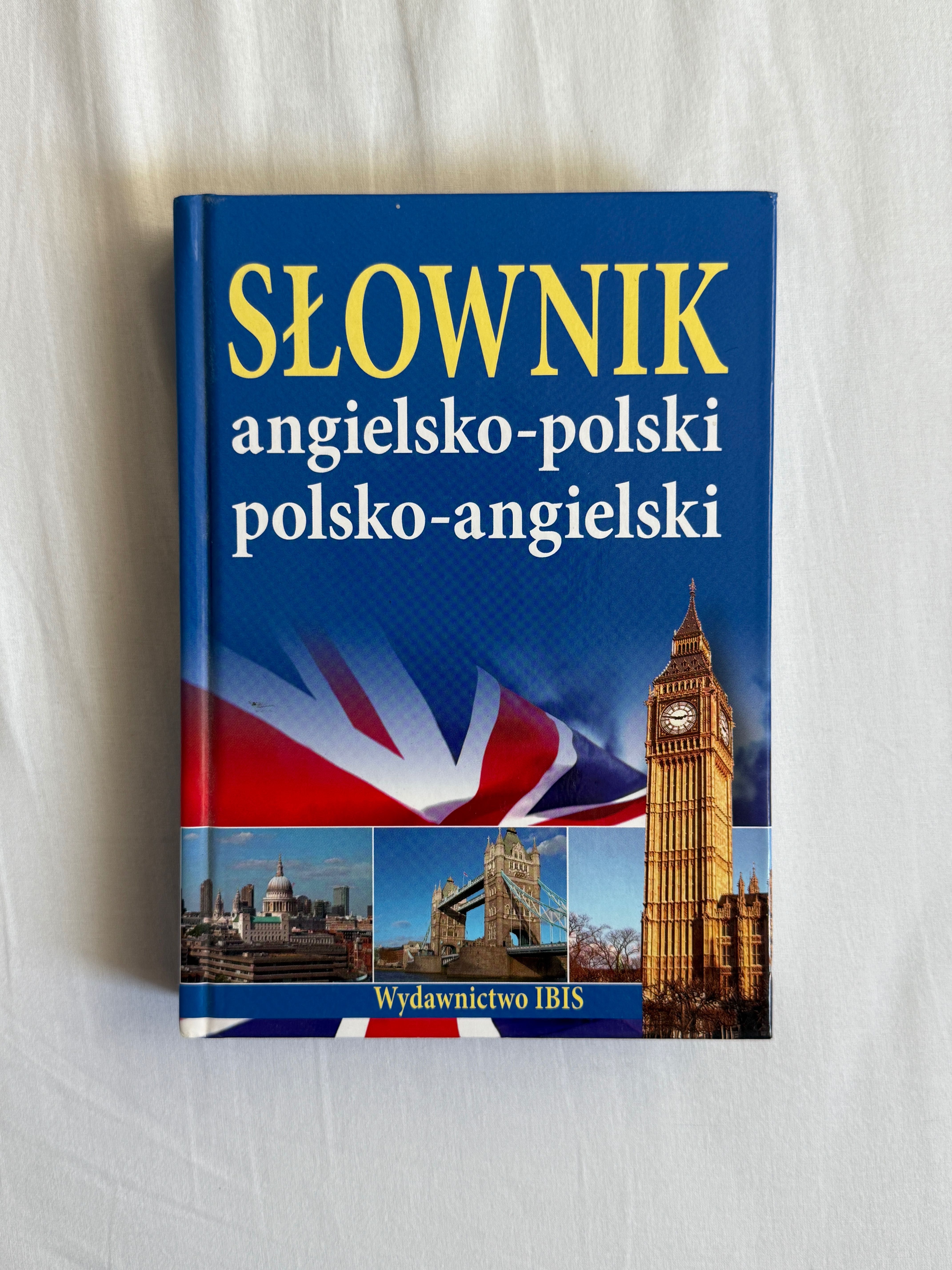 Słownik angielsko-polski i polsko-angielski | Wydawnictwo IBIS