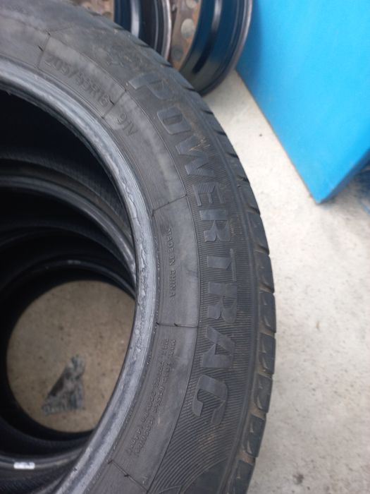Резина лето 205/55r16.