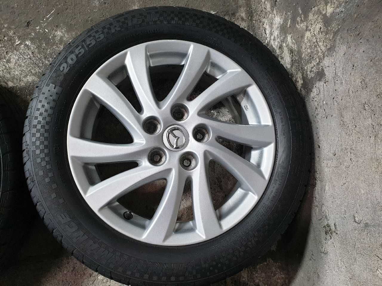 Felgi alu Mazda Kia Hyundai R16 5x114,3 16X6,5J ET 52,5 centr 67,1mm