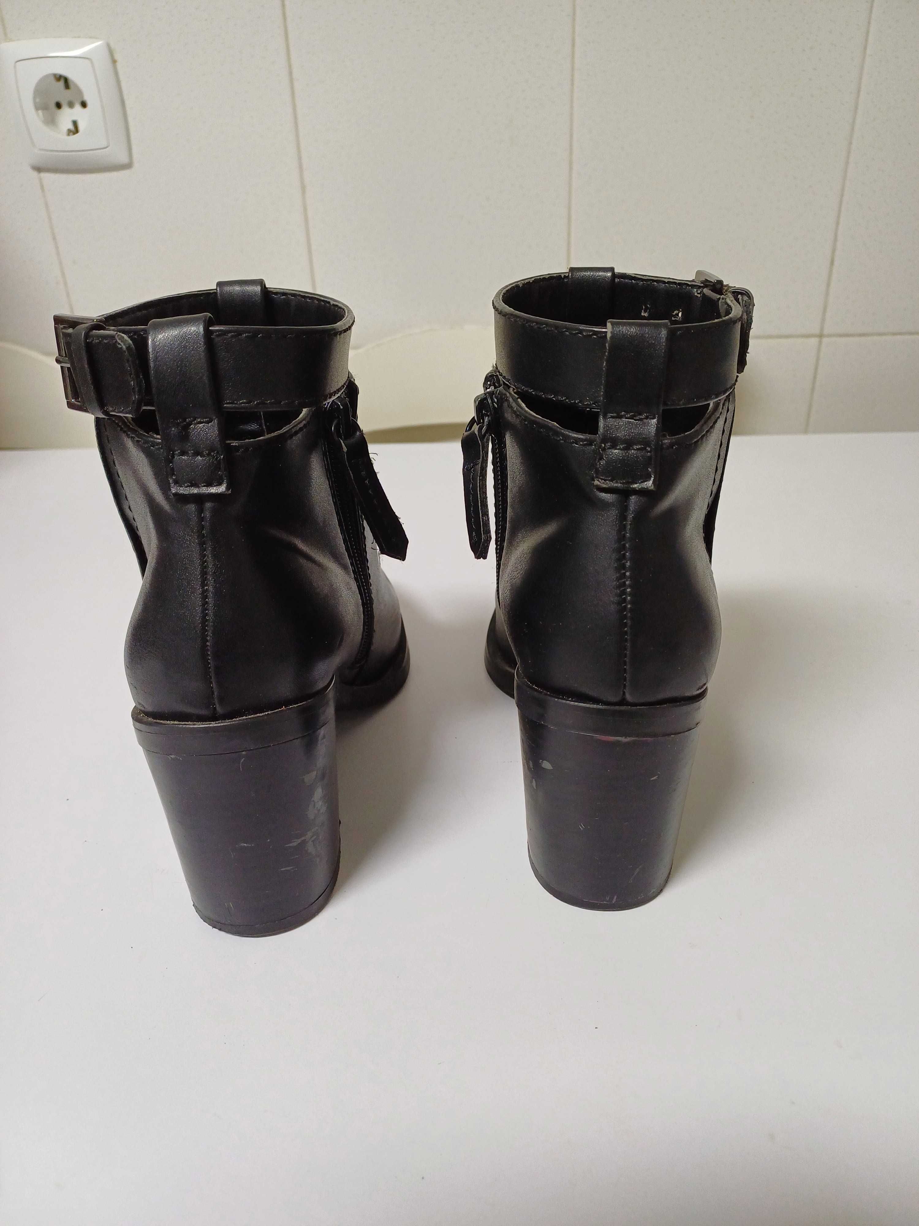 Botas de senhora Stradivarius Nº37