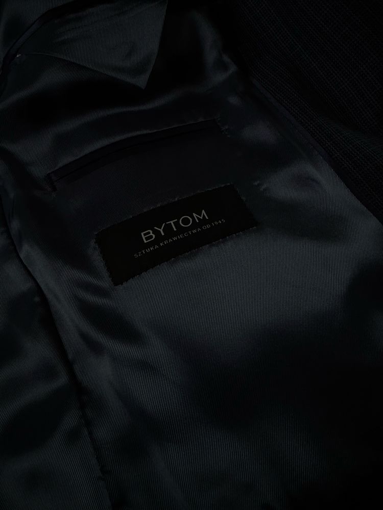 Granatowy garnitur - Bytom