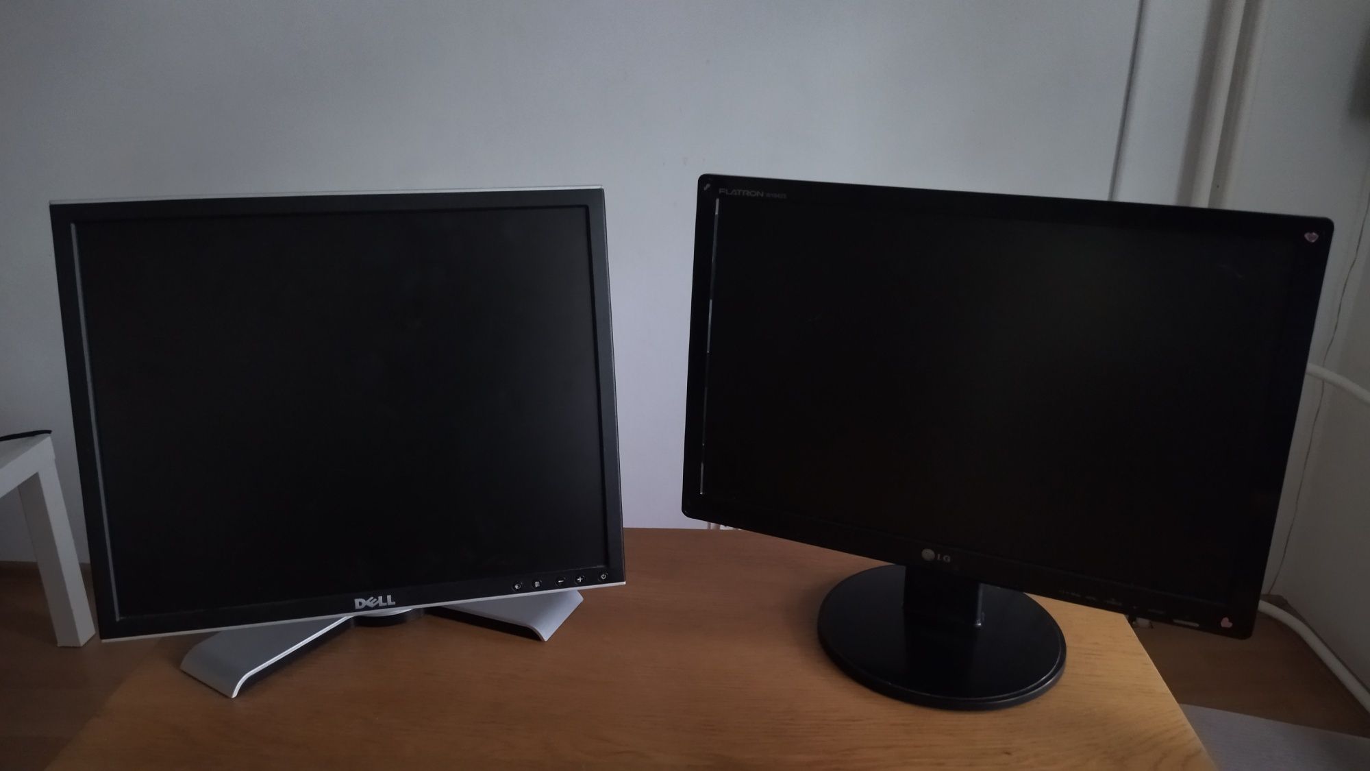 Monitor 19' LG, Dell