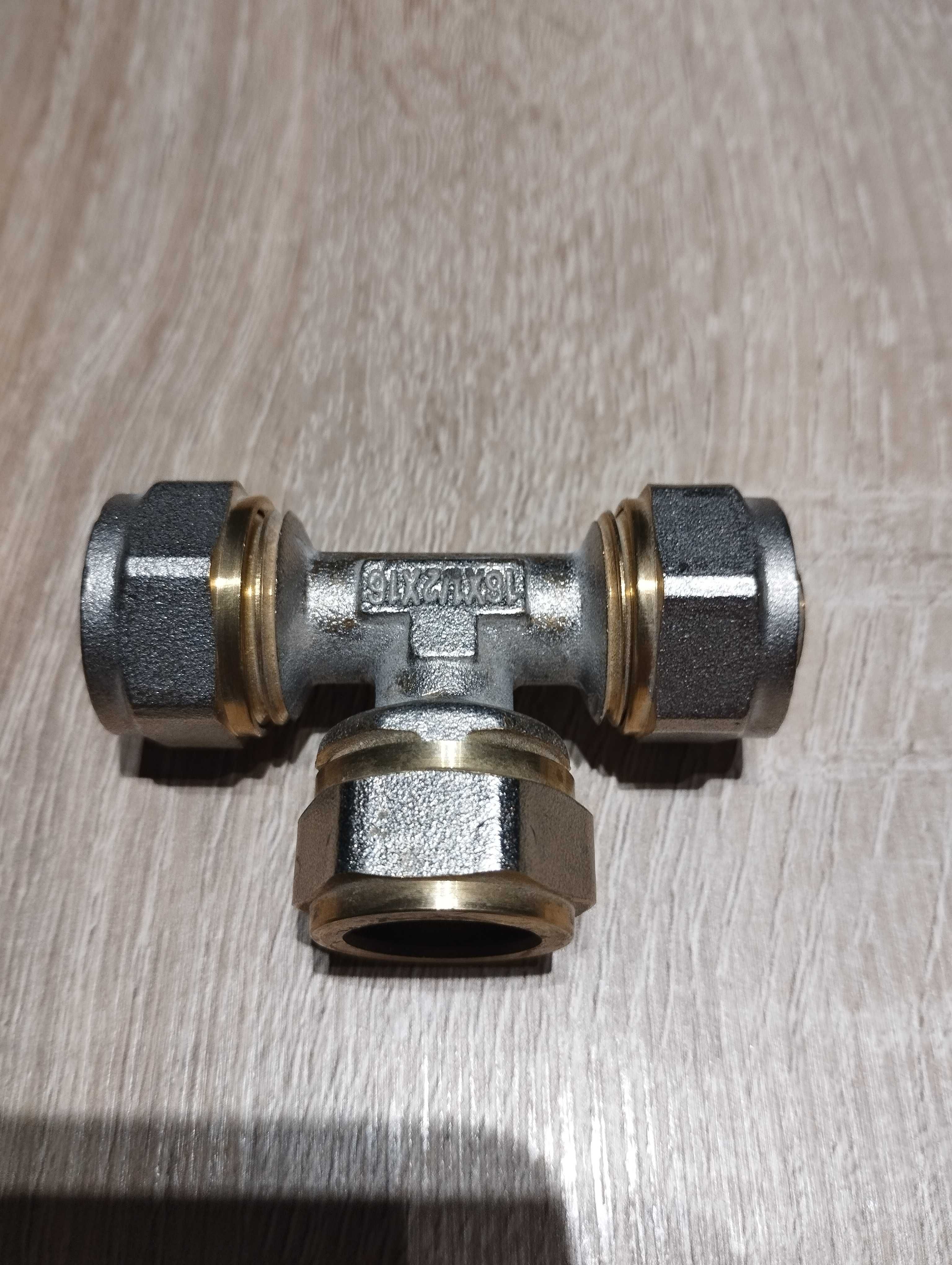 TROJNIK PEX 16x16x16 mm.