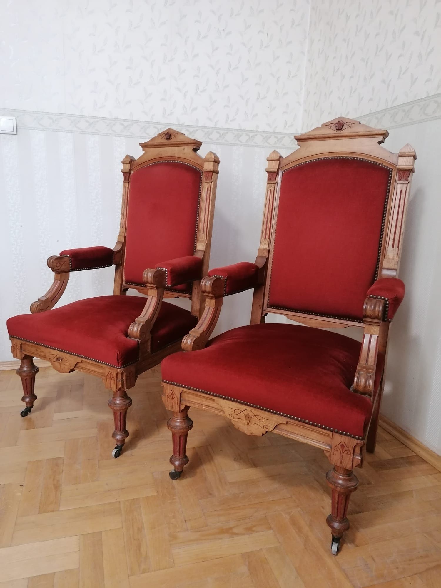 Dwa fotele trony eklektyczne 1879r  /