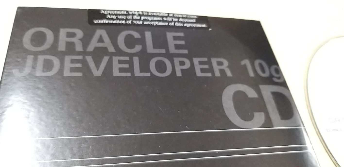 Oracle JDeveloper 10g.