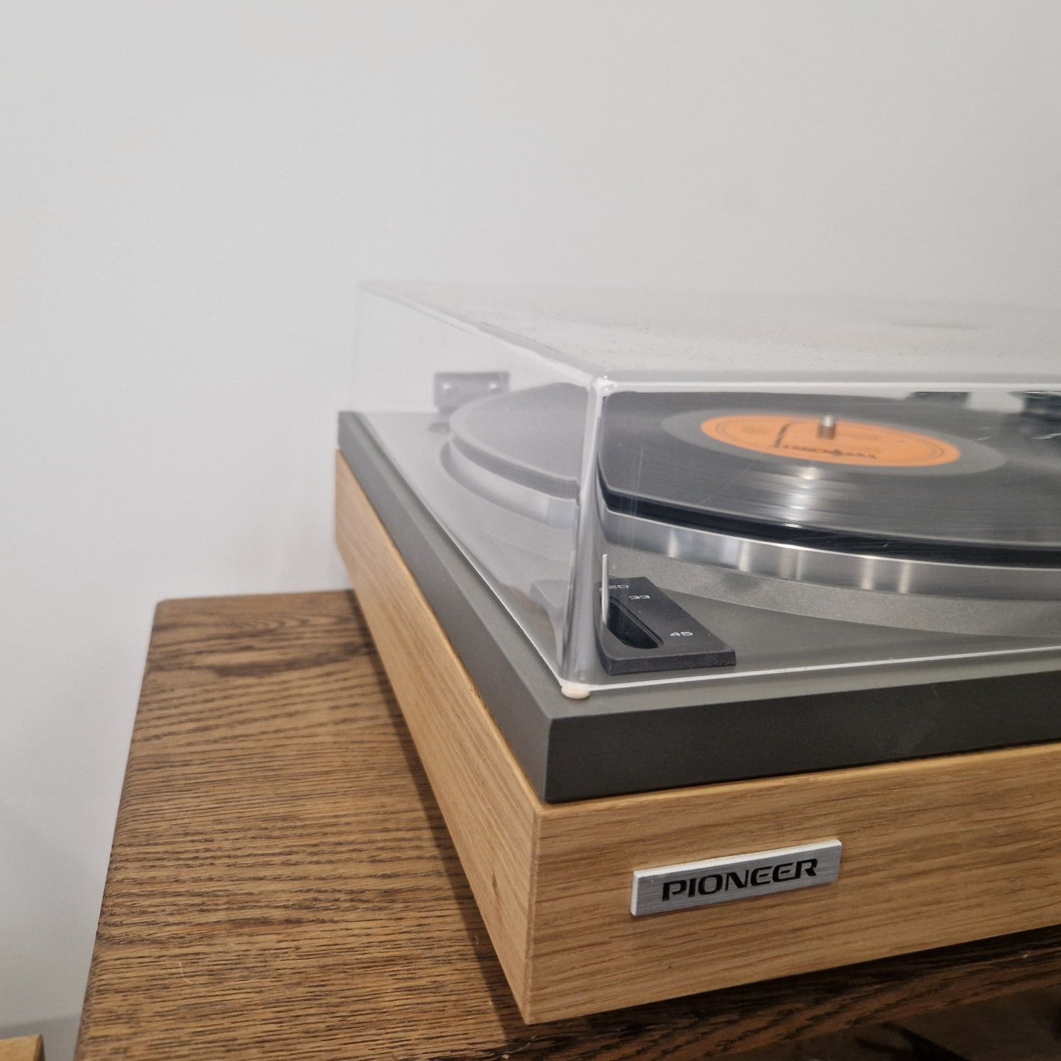 Gramofon Pioneer PL-115D