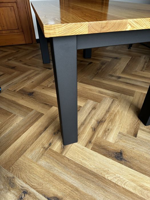 NOWY Stół dębowy z litego drewna  solidny, metalowe nogi loft