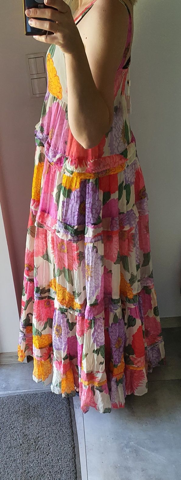 Śliczna sukienka twinset nowa długa kwiaty rozmiar xl 42