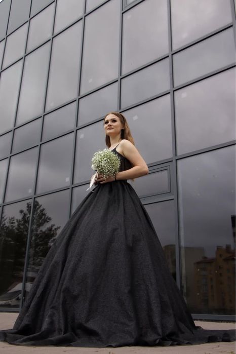 Елегантна сукня