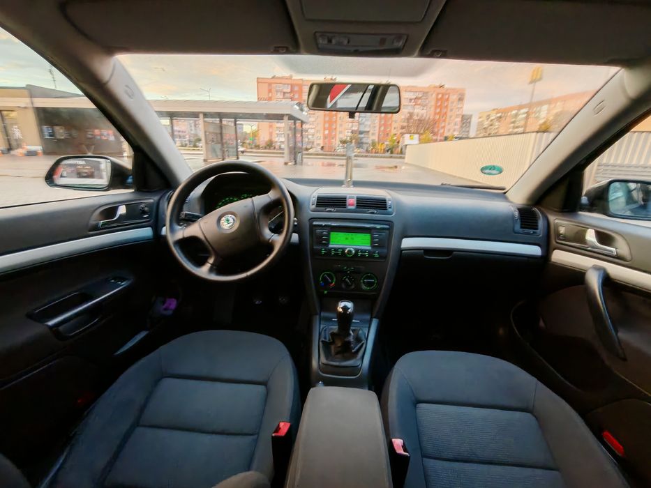 Skoda Octavia A5 1.6 mpi бензин
