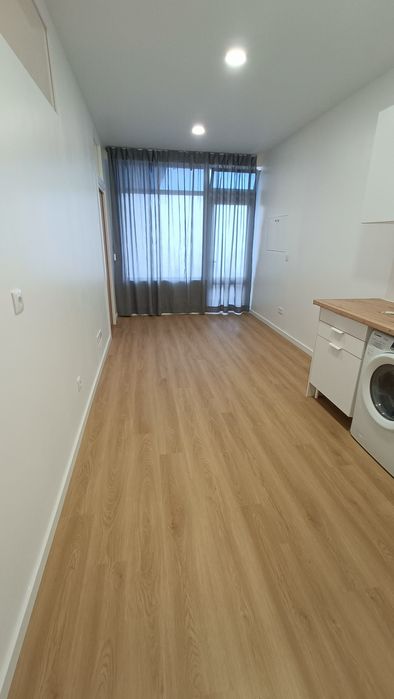Apartamento T2, novo a estrear