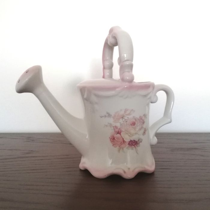 Regador em porcelana vintage