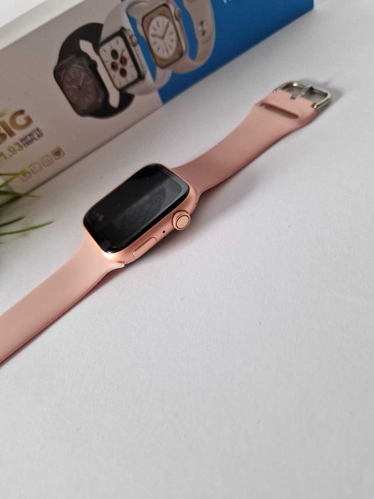 Smartwatch różowy nowy