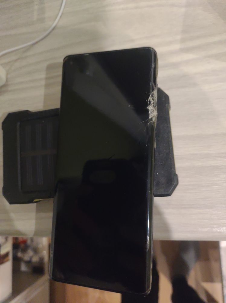 Motorola EDGE uszkodzona