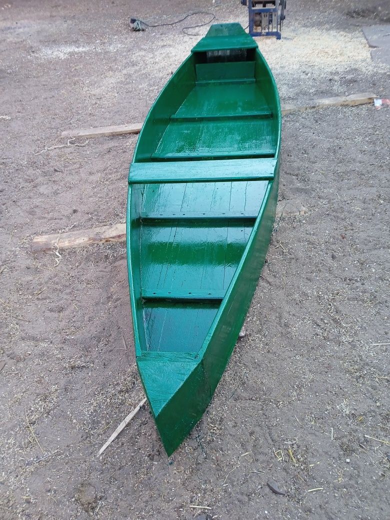 продам човен дерев'яний ,