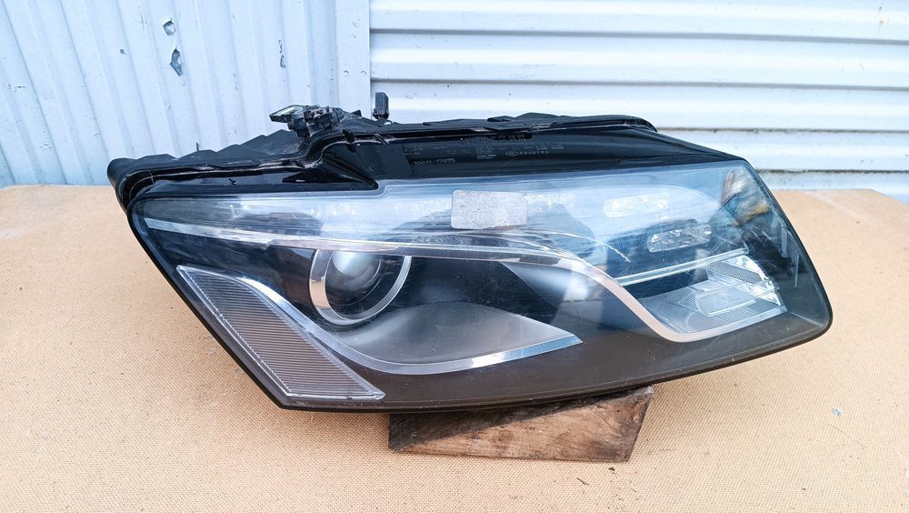 Vendo farol direito de Audi Q5 xenon ano 2009/12
