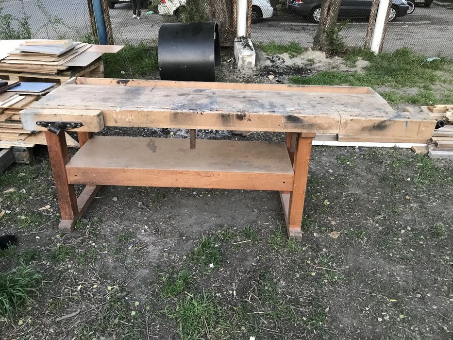 Верстак столярный