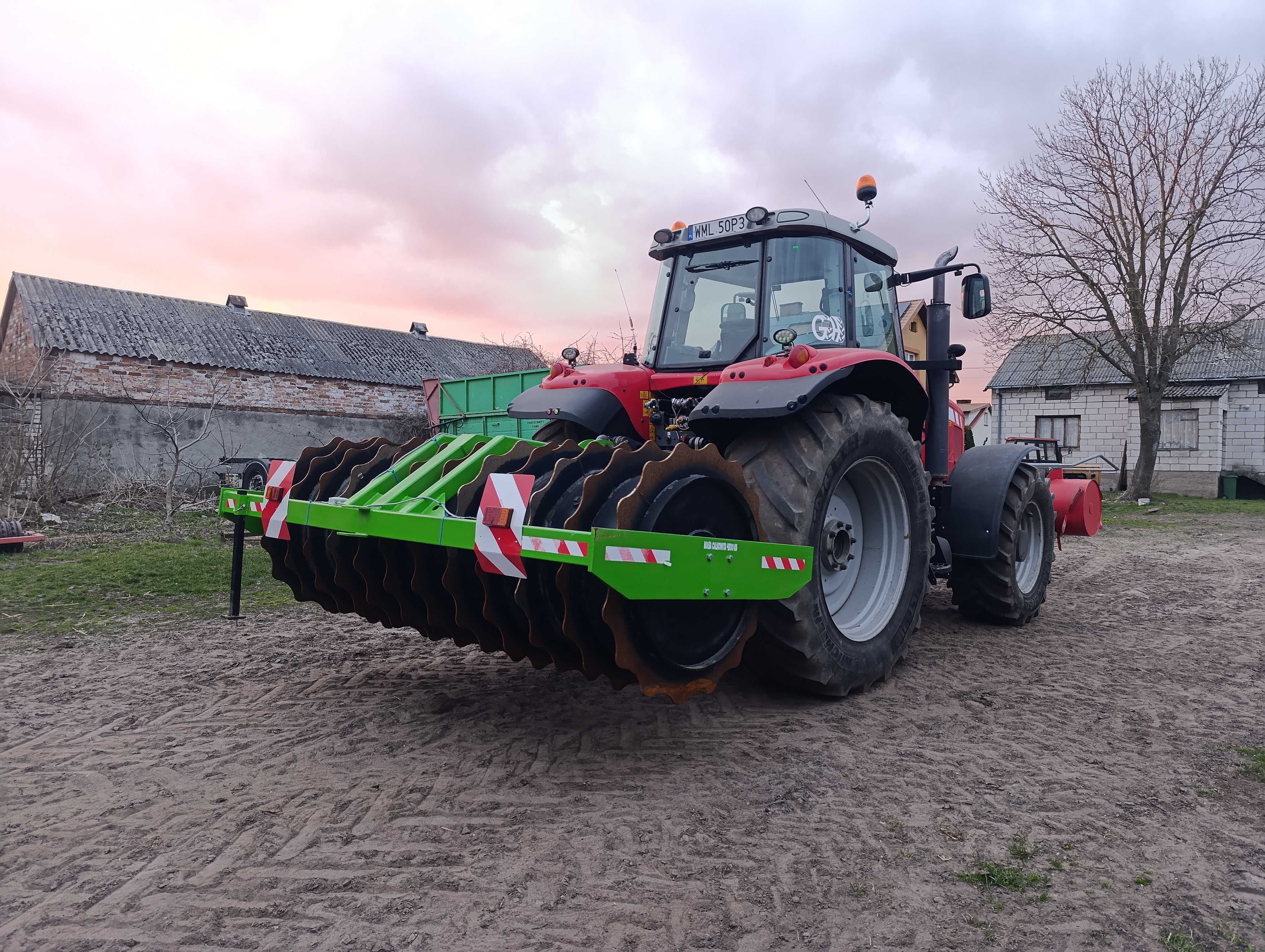 Zbiór traw Krone Mf, Fendt, Claas