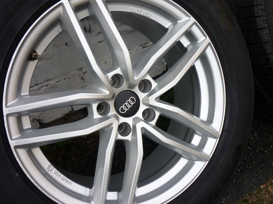 [425] AUDI Q5  8x18 et39 + 235/60/18 PIRELLI winter 5x112